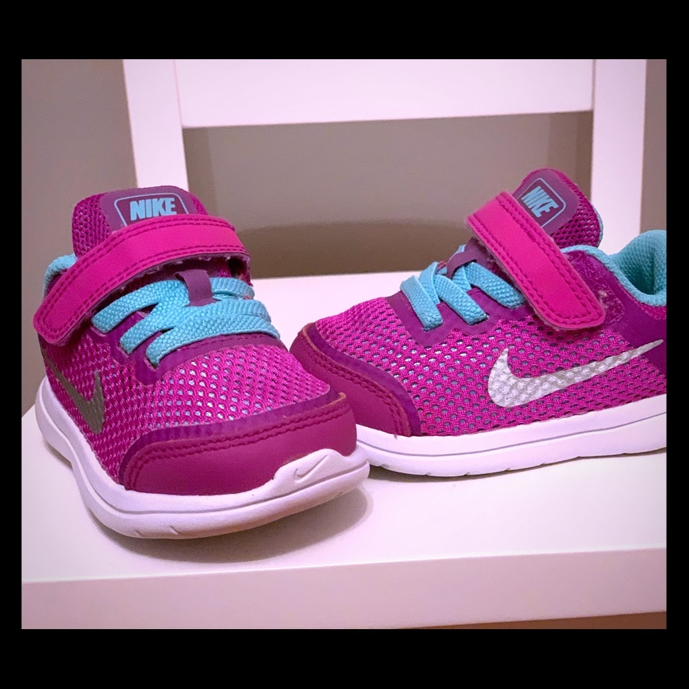 Baby girl Nike sz.5